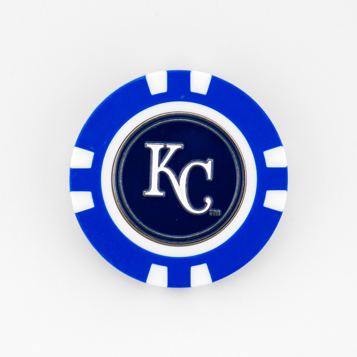 Show off your Kansas City Royals pride with this blue and white poker chip ball marker by Ballmarkers.com, featuring the KC logo—a stylish choice for any MLB fan.